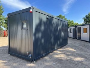 Contenedor con cocina americana, WC y ducha 6.00 x 2.43m